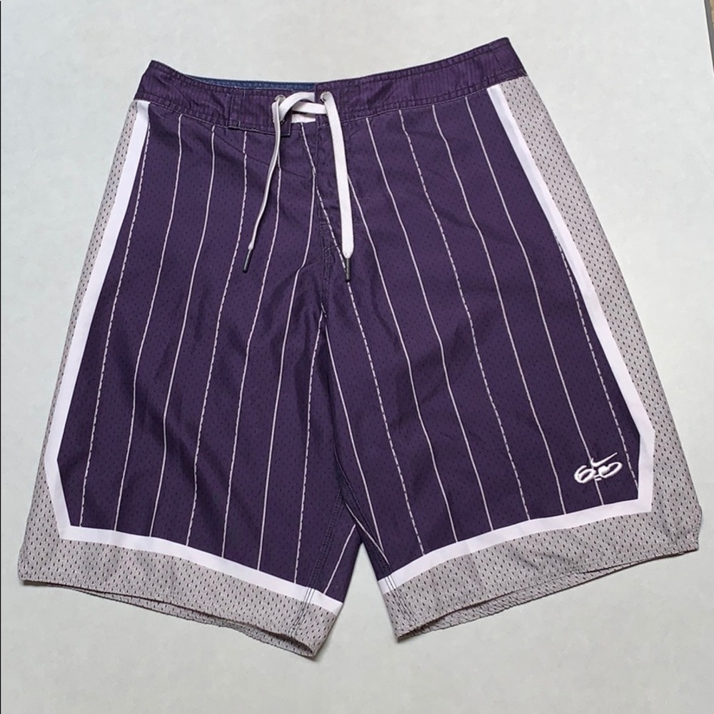 Nike 6.0 Board Shorts. Boys Size 18.